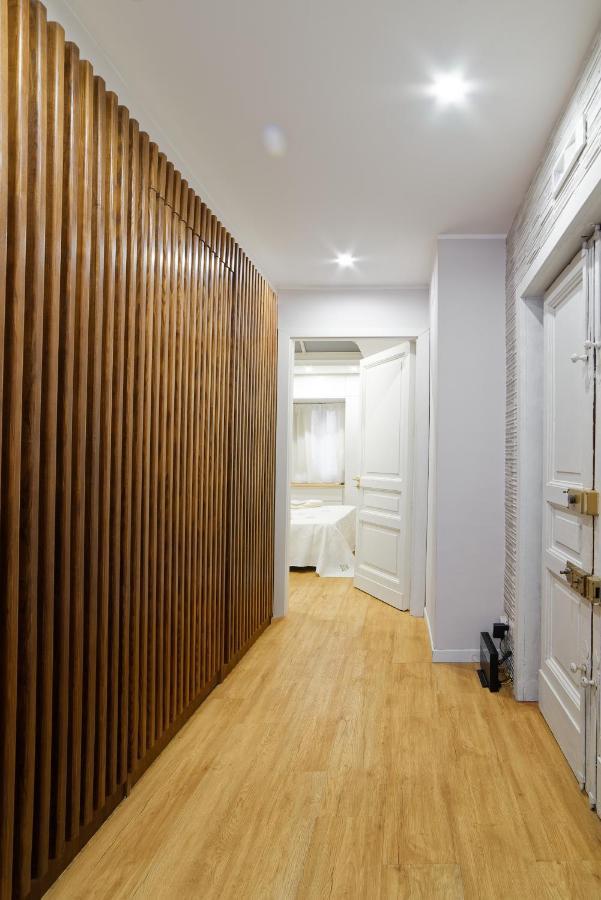 La Porta Di Mezzo Apartment Катания Екстериор снимка