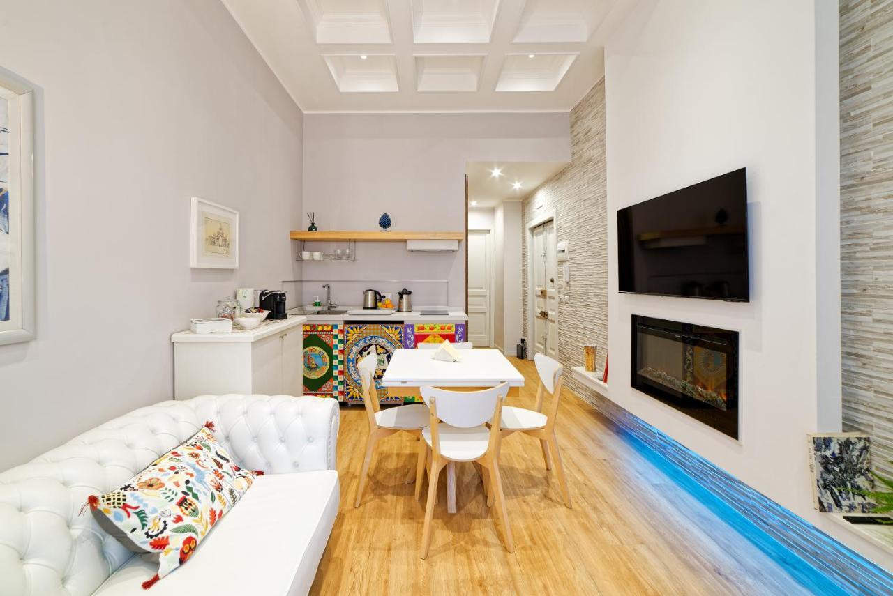 La Porta Di Mezzo Apartment Катания Екстериор снимка