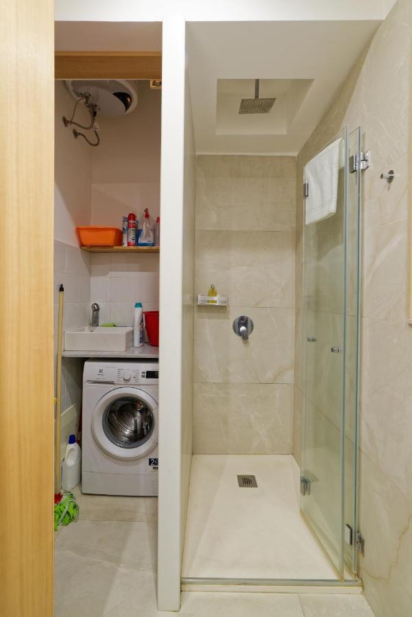 La Porta Di Mezzo Apartment Катания Екстериор снимка