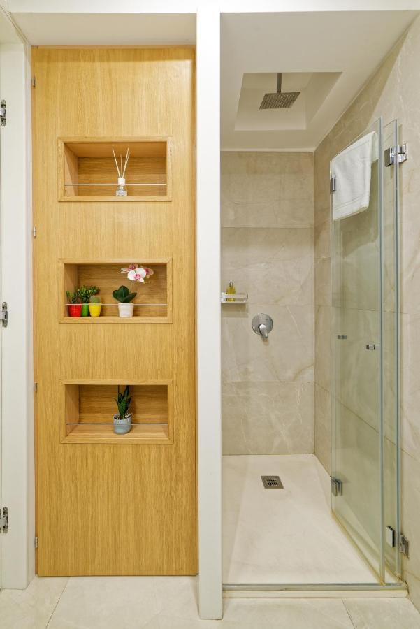 La Porta Di Mezzo Apartment Катания Екстериор снимка