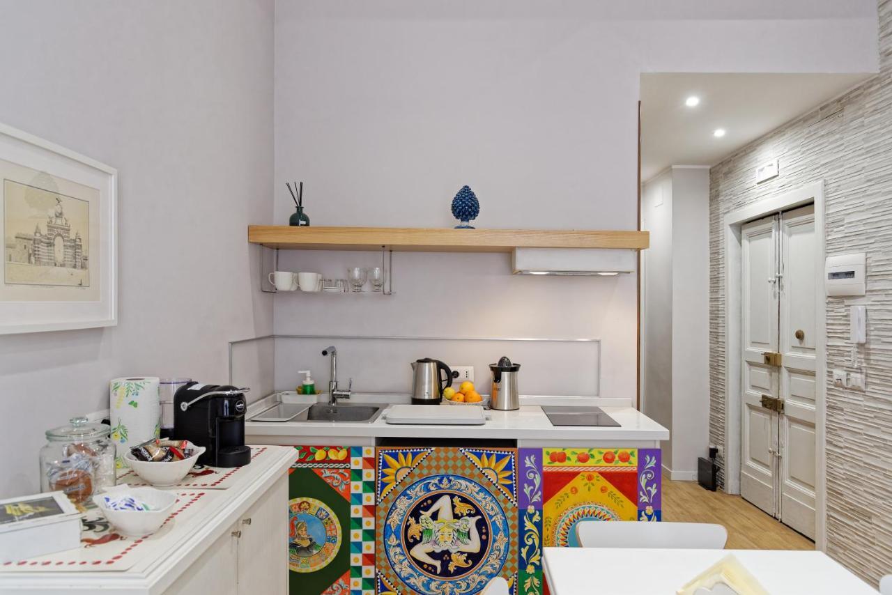 La Porta Di Mezzo Apartment Катания Екстериор снимка