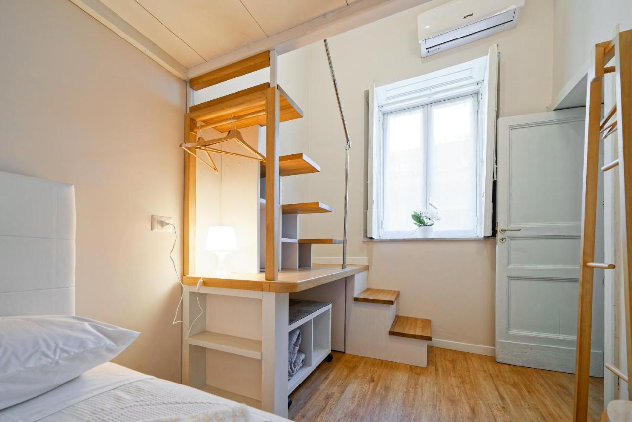 La Porta Di Mezzo Apartment Катания Екстериор снимка